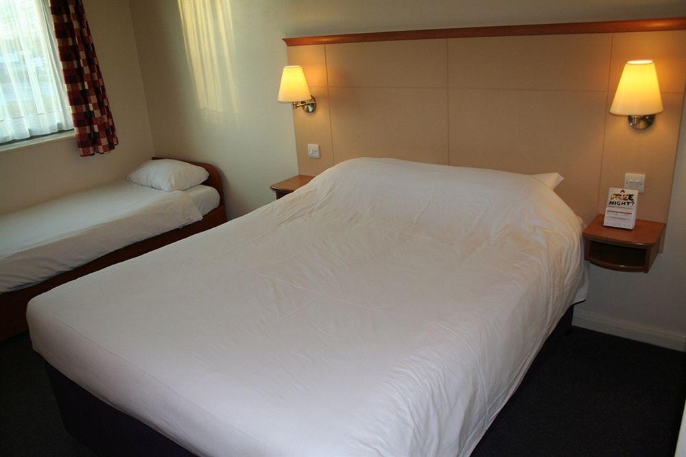 Hotel Days - Norton Canes Cannock