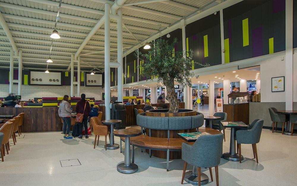 Days - Norton Canes Hotel 3*